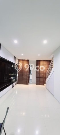 Dijual Hunian Rumah Terawat 4 KT di Kreo, Tangerang Dijual Hunian Rumah Terawat 4 KT di Kreo, Tangerang