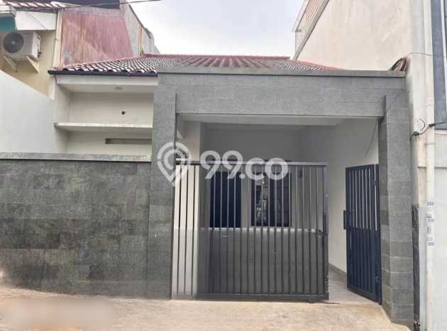 Rumah PREMIUM area Petukangan, Jakarta Selatan, LT 98m2m² Bangunan 95m2m² HARGA TERBAIK! Rumah PREMIUM area Petukangan, Jakarta Selatan, LT 98m2m² Bangunan 95m2m² HARGA TERBAIK!