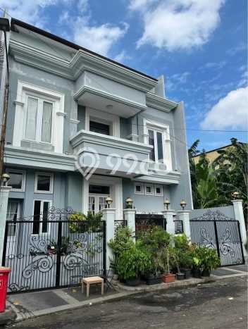 Rumah Mewah Siap Huni LT 240m2 di Kebayoran Lama, Jakarta Selatan Rumah Mewah Siap Huni LT 240m2 di Kebayoran Lama, Jakarta Selatan