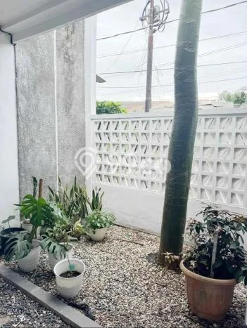 Jual Rumah Favorit Siap Huni LB 220m2 di Pamulang, Tangerang Selatan Jual Rumah Favorit Siap Huni LB 220m2 di Pamulang, Tangerang Selatan