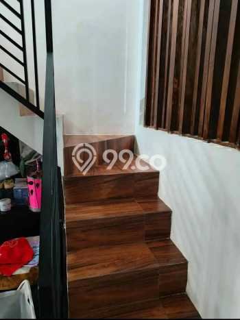 Rumah Strategis Modern Lb 140m2 di Ciputat, Tangerang Selatan Rumah Strategis Modern Lb 140m2 di Ciputat, Tangerang Selatan