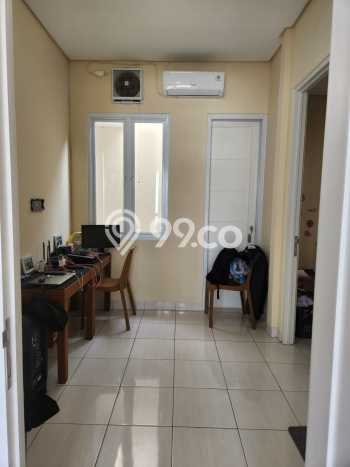 For Sale Rumah 5 Kamar Lokasi Ideal Nyaman dan Strategis di Ciputat For Sale Rumah 5 Kamar Lokasi Ideal Nyaman dan Strategis di Ciputat