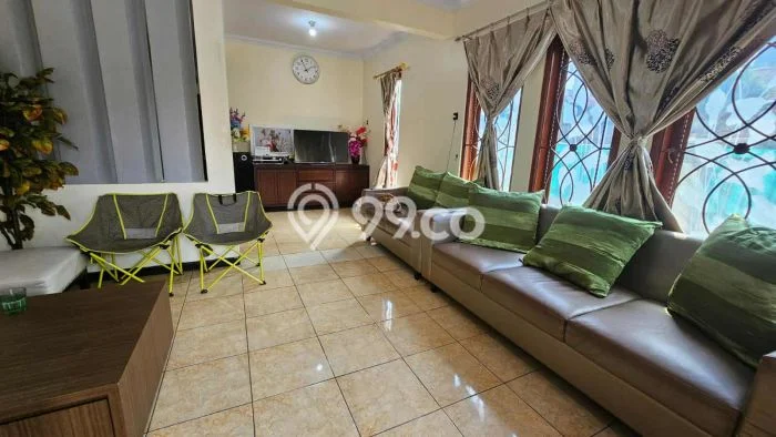 Siap Huni Rumah Mewah 3 Kamar di Ciledug Dekat ke Mana Saja Siap Huni Rumah Mewah 3 Kamar di Ciledug Dekat ke Mana Saja