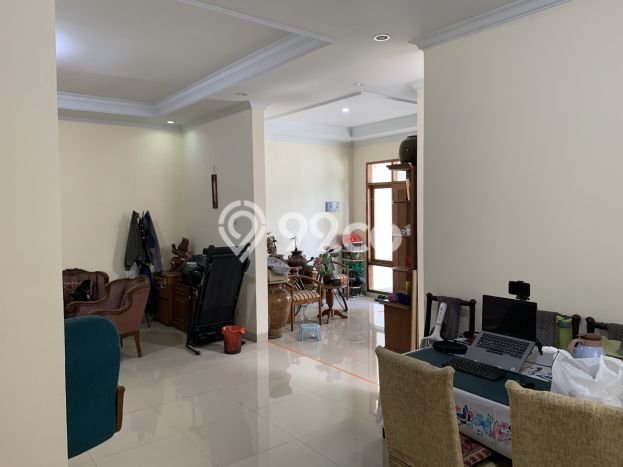 Rumah Luxury Modern Tanpa Renovasi di Veteran Jakarta Selatan Rumah Luxury Modern Tanpa Renovasi di Veteran Jakarta Selatan