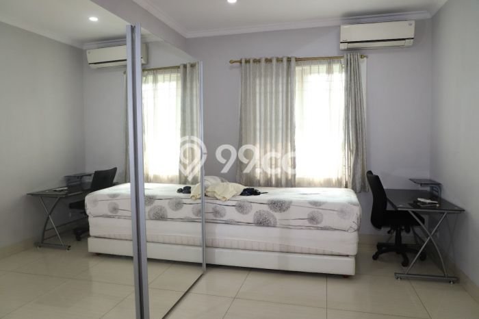 Dijual Rumah Premium dengan Fasilitas Sekitar Lengkap di Kembangan, Jakarta Barat Dijual Rumah Premium dengan Fasilitas Sekitar Lengkap di Kembangan, Jakarta Barat