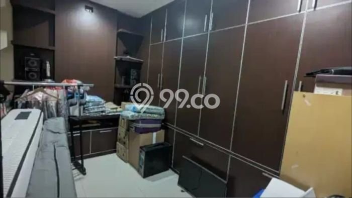 Rumah Elit Modern Tanpa Renovasi di Kemanggisan Jakarta Barat Rumah Elit Modern Tanpa Renovasi di Kemanggisan Jakarta Barat