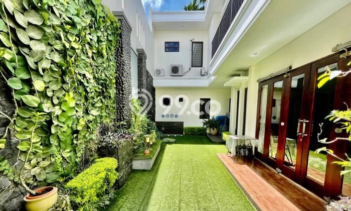 Siap Huni Rumah Mewah 5 Kamar di Mampang Prapatan Dekat ke Mana Pun Siap Huni Rumah Mewah 5 Kamar di Mampang Prapatan Dekat ke Mana Pun