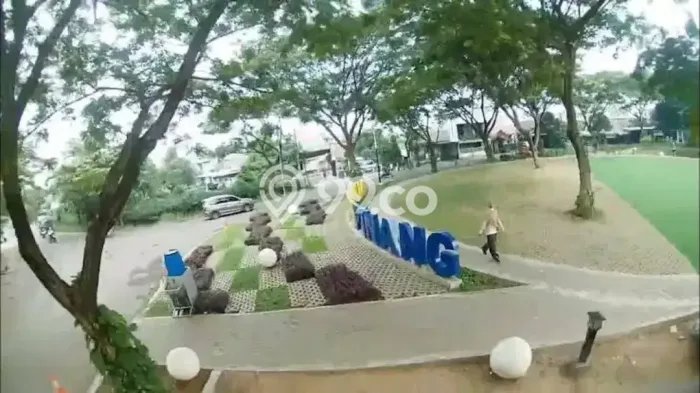 For Sale Rumah 2 Kamar Lokasi Strategis Nyaman dan Strategis di Ciledug For Sale Rumah 2 Kamar Lokasi Strategis Nyaman dan Strategis di Ciledug