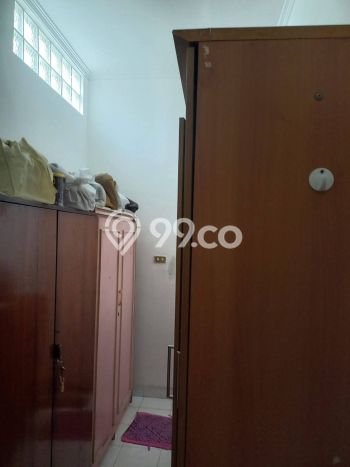 Rumah Mewah Siap Huni LT 226m2 di Kebon Jeruk, Jakarta Barat Rumah Mewah Siap Huni LT 226m2 di Kebon Jeruk, Jakarta Barat