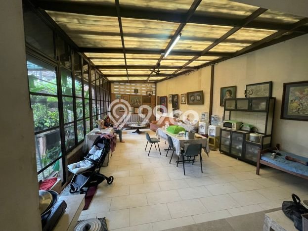 Rumah Mewah LB 200m2 Siap Huni Desain Elegan di Sektor 3 - Bintaro, Tangerang Selatan Rumah Mewah LB 200m2 Siap Huni Desain Elegan di Sektor 3 - Bintaro, Tangerang Selatan