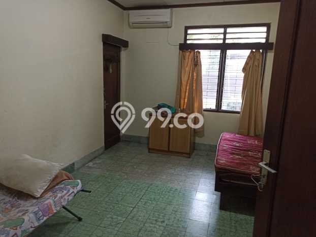 For Sale! Premium House LT 237m2 Desain Elegan di Blok M For Sale! Premium House LT 237m2 Desain Elegan di Blok M