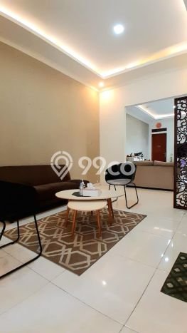 KESEMPATAN EMAS! Rumah di Ciputat, Tangerang Selatan, Luas 131m² Bangunan 185m² KESEMPATAN EMAS! Rumah di Ciputat, Tangerang Selatan, Luas 131m² Bangunan 185m²