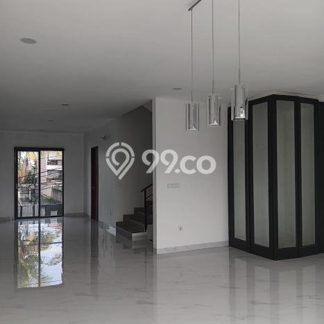 Rumah EXCLUSIVE! di Kebayoran Lama, Jakarta Selatan, LT 130m2m² Bangunan 350m2m², BISA KPR Rumah EXCLUSIVE! di Kebayoran Lama, Jakarta Selatan, LT 130m2m² Bangunan 350m2m², BISA KPR