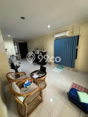 Dijual Hunian Rumah Terawat 2 KT di Taman Meruya, Jakarta Barat Dijual Hunian Rumah Terawat 2 KT di Taman Meruya, Jakarta Barat