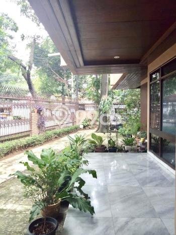 Dijual Rumah Luas Elegan Dengan View Eksklusif di Bendungan Hilir, Jakarta Pusat Dijual Rumah Luas Elegan Dengan View Eksklusif di Bendungan Hilir, Jakarta Pusat