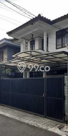 Rumah Elit Modern Tanpa Renovasi di Blok M Jakarta Selatan Rumah Elit Modern Tanpa Renovasi di Blok M Jakarta Selatan