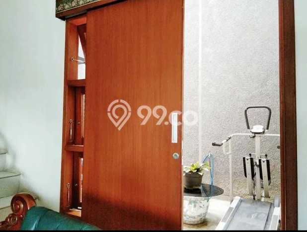 Rumah Modern 3 KT di Cirendeu Jakarta Selatan Semi Furnished Rumah Modern 3 KT di Cirendeu Jakarta Selatan Semi Furnished