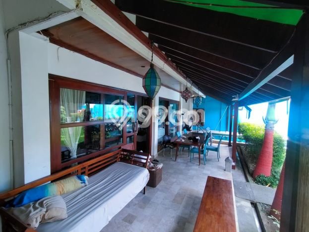 Siap Huni Rumah Mewah 4 Kamar di Kuta Dekat ke Mana Saja Siap Huni Rumah Mewah 4 Kamar di Kuta Dekat ke Mana Saja
