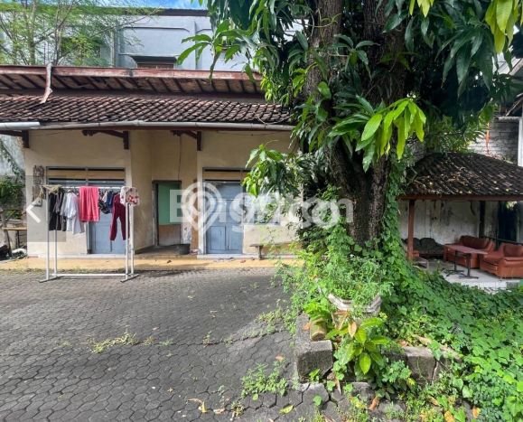 Unit Komersial Dijual di Kuta Badung 1500m2 Unit Komersial Dijual di Kuta Badung 1500m2