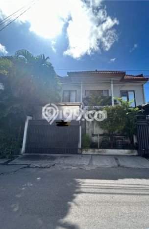 Dijual Rumah 4 Kamar Lokasi Strategis Nyaman dan Strategis di Kuta Selatan Dijual Rumah 4 Kamar Lokasi Strategis Nyaman dan Strategis di Kuta Selatan