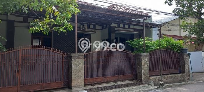 Siap Huni Rumah Mewah 5 Kamar di Pedurungan Dekat ke Mana Pun Siap Huni Rumah Mewah 5 Kamar di Pedurungan Dekat ke Mana Pun