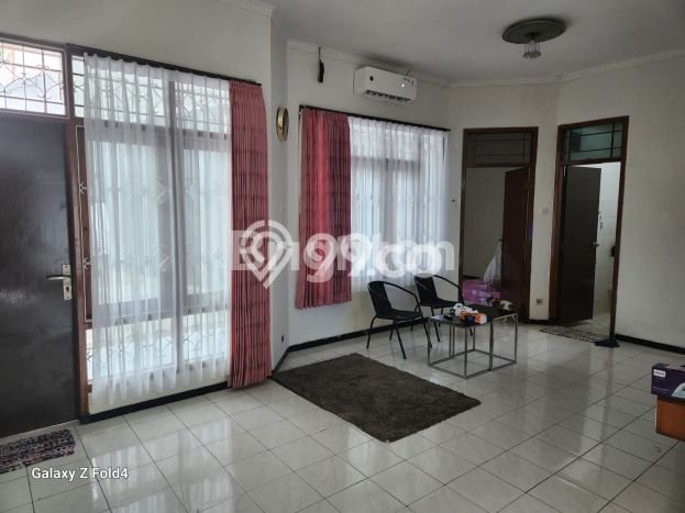 Rumah Modern Cantik 3 KT Siap Huni di Banyumanik Rumah Modern Cantik 3 KT Siap Huni di Banyumanik