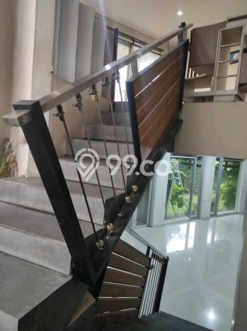 Jual Rumah Luas Elegan Dengan View Cantik di Ngesrep, Semarang Jual Rumah Luas Elegan Dengan View Cantik di Ngesrep, Semarang