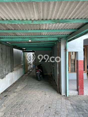 Rumah Elit Modern Tanpa Renovasi di Tlogosari Semarang Rumah Elit Modern Tanpa Renovasi di Tlogosari Semarang