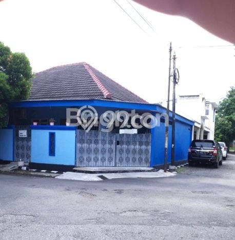 Rumah Strategis Minimalis Lb 140m2 di Semarang Barat, Semarang Rumah Strategis Minimalis Lb 140m2 di Semarang Barat, Semarang