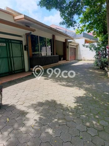Dijual Rumah Mewah Elegan Dengan View Cantik di Simongan, Semarang Dijual Rumah Mewah Elegan Dengan View Cantik di Simongan, Semarang