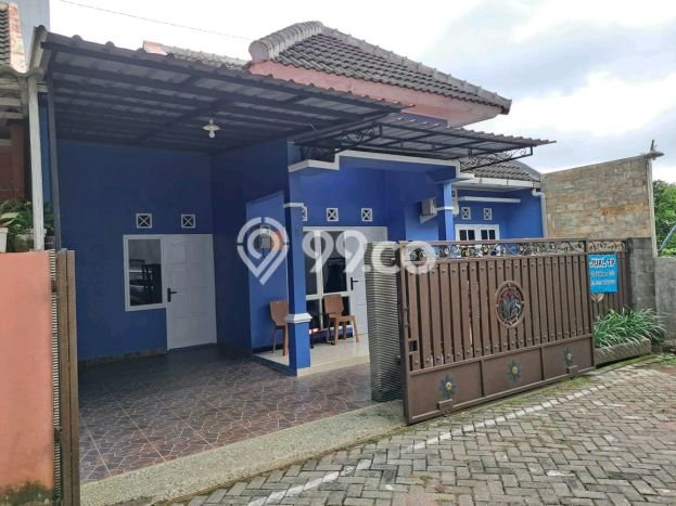 Dijual Rumah 3 Kamar Lokasi Ideal Nyaman dan Strategis di Banyumanik Dijual Rumah 3 Kamar Lokasi Ideal Nyaman dan Strategis di Banyumanik