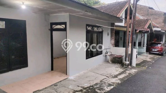 Siap Huni Rumah Minimalis & Modern LB 100m2 di Semeru Siap Huni Rumah Minimalis & Modern LB 100m2 di Semeru
