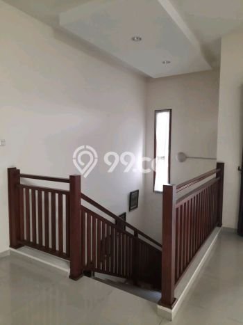 Rumah Elit Modern Tanpa Renovasi di Lamper Semarang Rumah Elit Modern Tanpa Renovasi di Lamper Semarang