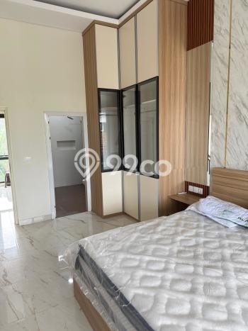 LOKASI STRATEGIS! Vila di , Area 160m2m², Akses ke fasilitas umum LOKASI STRATEGIS! Vila di , Area 160m2m², Akses ke fasilitas umum