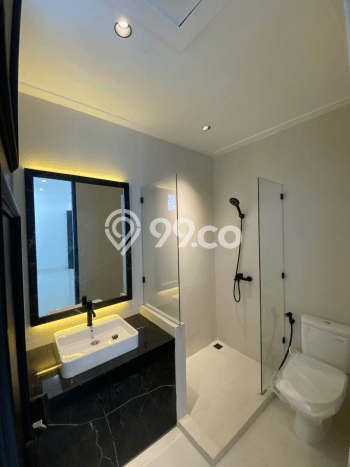 Rumah Mewah Dijual LT 152m2 di Rungkut, Surabaya Rumah Mewah Dijual LT 152m2 di Rungkut, Surabaya