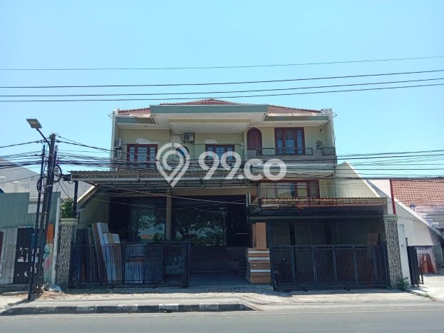 Dijual Rumah Premium dengan Fasilitas Sekitar Lengkap di Rungkut, Surabaya Dijual Rumah Premium dengan Fasilitas Sekitar Lengkap di Rungkut, Surabaya