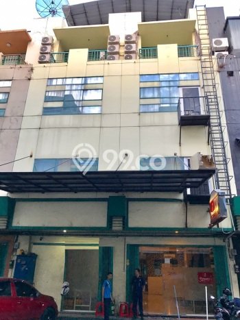 Ruko Bagus Dijual LB 750m2 Lokasi Strategis Surabaya Area Cocok untuk Berbisnis Ruko Bagus Dijual LB 750m2 Lokasi Strategis Surabaya Area Cocok untuk Berbisnis