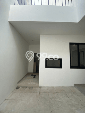 For Sale! Luxury House LT 140m2 Desain Elegan di Pondok Tjandra For Sale! Luxury House LT 140m2 Desain Elegan di Pondok Tjandra