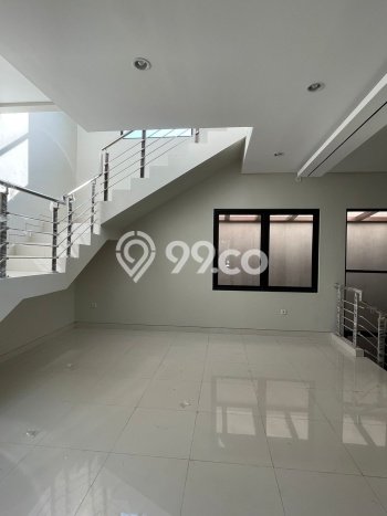 Hunian Eksklusif Siap Huni LT 135m2 di Sukolilo, Surabaya Hunian Eksklusif Siap Huni LT 135m2 di Sukolilo, Surabaya