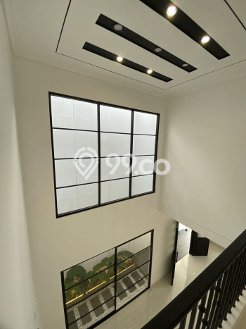 Rumah Mewah Dijual LT 152m2 di Rungkut, Surabaya Rumah Mewah Dijual LT 152m2 di Rungkut, Surabaya