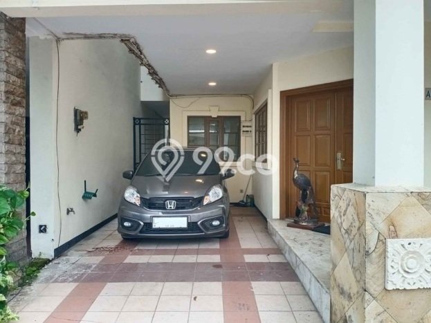 Ready to Use! Premium House LT 239m2 Desain Modern di Margorejo Ready to Use! Premium House LT 239m2 Desain Modern di Margorejo
