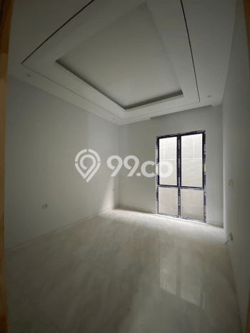 Rumah Mewah LB 205m2 Siap Pakai Desain Elegan di Manyar, Surabaya Rumah Mewah LB 205m2 Siap Pakai Desain Elegan di Manyar, Surabaya