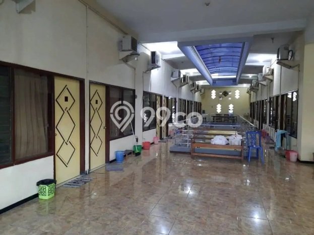 Rumah Kost untuk Dijual di Wonocolo dengan 41 KT, 41 KM, Luas 2000m2 Rumah Kost untuk Dijual di Wonocolo dengan 41 KT, 41 KM, Luas 2000m2