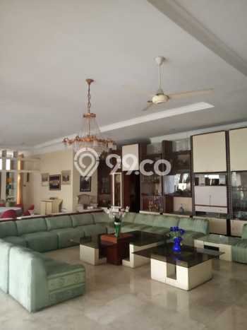 For Sale! Luxury House LT 2443m2 Desain Modern di Kemang For Sale! Luxury House LT 2443m2 Desain Modern di Kemang