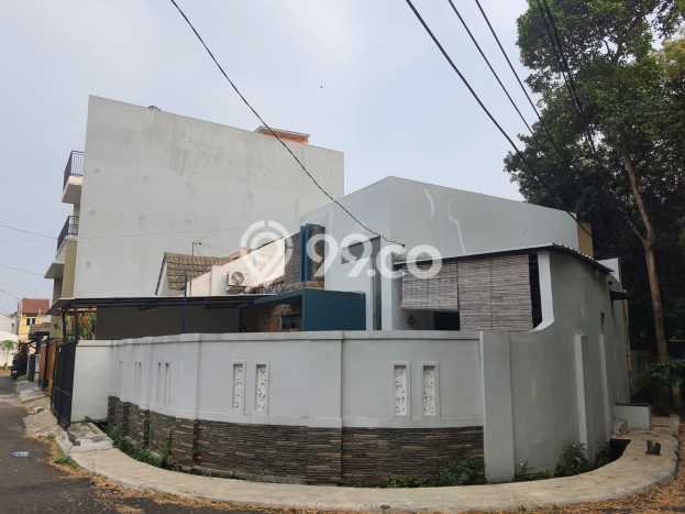 Dijual Rumah Strategis Bagus Punya 3 KT di BSD Tangerang Selatan SHM Dijual Rumah Strategis Bagus Punya 3 KT di BSD Tangerang Selatan SHM