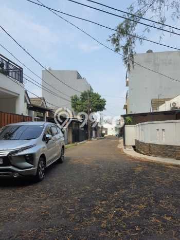Dijual Rumah Strategis Bagus Punya 3 KT di BSD Tangerang Selatan SHM Dijual Rumah Strategis Bagus Punya 3 KT di BSD Tangerang Selatan SHM