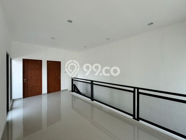 Dijual Rumah Eksklusif 3 KT di Taman Kopo Indah, Bandung Dijual Rumah Eksklusif 3 KT di Taman Kopo Indah, Bandung