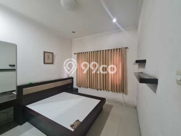 Jarang Ada! Rumah Kontrakan 5 Kamar Nyaman Siap Huni Singgasana Jarang Ada! Rumah Kontrakan 5 Kamar Nyaman Siap Huni Singgasana