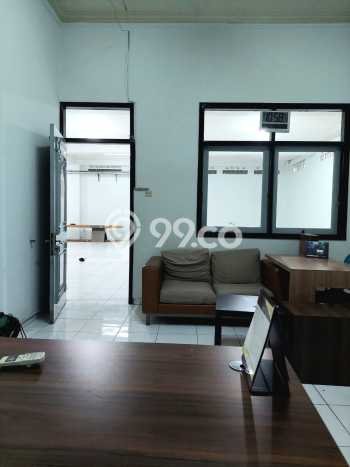 Komersial Kawasan BKR, Luas 300m², For Rent, Area Bisnis, Siap Untuk Dihuni Komersial Kawasan BKR, Luas 300m², For Rent, Area Bisnis, Siap Untuk Dihuni