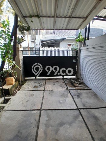 Rumah Elit Modern Tanpa Renovasi di Rempoa Tangerang Rumah Elit Modern Tanpa Renovasi di Rempoa Tangerang